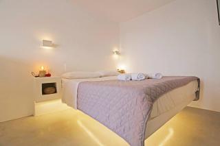 Jmk Mykonos Town SeaView Town Suites - 3