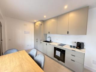 NEW - Old Town Modern Apartment Close to Beach - 1