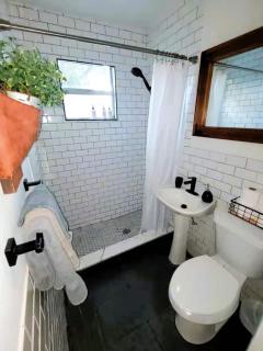 Fully Furnished Miami 1BR with 3 Beds - 8