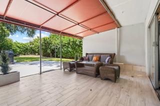 Fully Furnished Miami 1BR with 3 Beds - 4