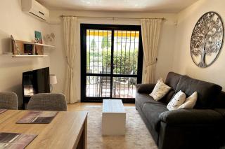 Apartment in the Heart of Benalmádena with Pool - 4