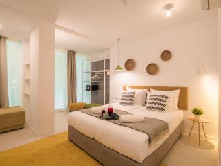 ibis Styles Golden Sands Roomer Hotel - 2