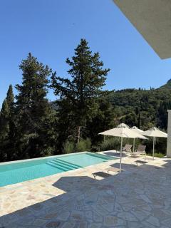 SeaForest Villa, Grand New! 2 km from Beach -  - 1