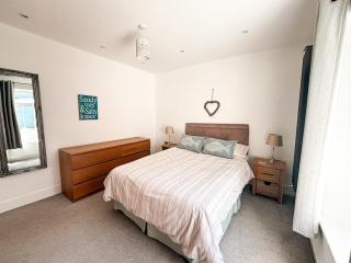 Sea Anchor Saundersfoot - 3