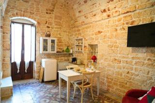 Alcova Dora - JACUZZI e TRADIZIONE PUGLIESE nel CUORE di CEGLIE MESSAPICA - 7