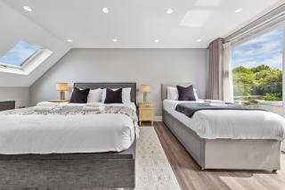 Contractor-Friendly 5BR, Parking & WiFi - 7