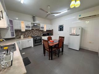 Muscat Guesthouse 3 All Private Ensuite Rooms - 3