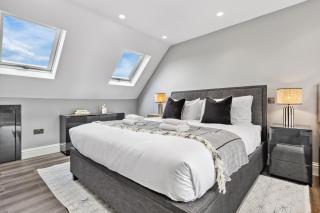 Contractor-Friendly 5BR, Parking & WiFi - 8