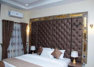 Grand Bohabs Hotel - 8