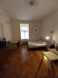 CENTRAL 2 ZAGREB - 1