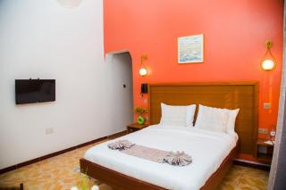 Whispering Palms Gardens, Hotel and Suites - 6