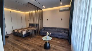 Coliseum Studio N - 4