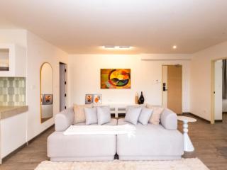 2 Bedrooms for 4 Guests with Terrace in the Heart of Sathorn - 0
