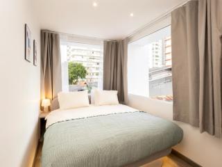 2 Bedrooms for 4 Guests with Terrace in the Heart of Sathorn - 1