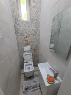 Midway Apartments - 4