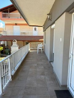 Bungalow By Eftimiya - Nea Roda - 7