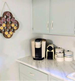 BEST location Quiet Cottage Pets Kitchen - 1