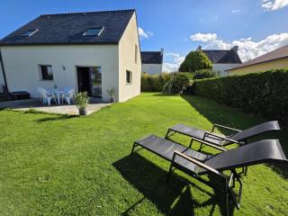 maison moderne avec jardin clos proche commerces et plages - 7