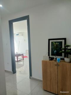 Large Apartment, Sea View, Jacuzzi & Family Games - 4