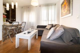 Descubre Málaga desde un Apartamento en su Centro Histórico - 0