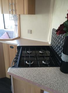 Caravan 88 2 Bed Sleeps 6 Parking - 7
