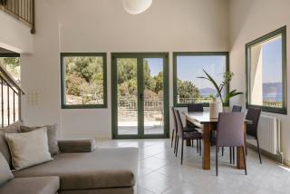 Utopia Luxury Villa - 2
