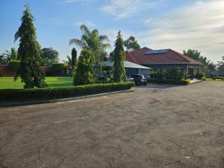 Gorilla African Guest House - 9