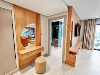 Brand New high spec apartment on Umhlanga Ridge - 1