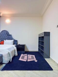 KB's Residence - Three Bedroom Near Wuse II - 2