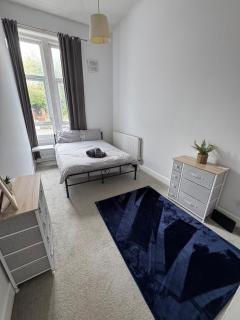Apartment close to City Centre - 4