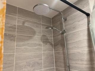 Tranquil Dartford Apartment Retreat - 6