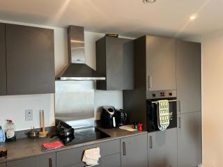 Tranquil Dartford Apartment Retreat - 3