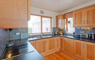 6BR Designer Home with SEPARATE 2BR Guesthouse OPTION - 5