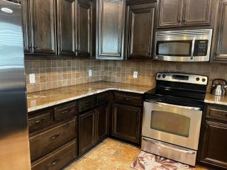 Hahira 3-Bedroom Home near Wild Adventures, Sleeps 12 - 9