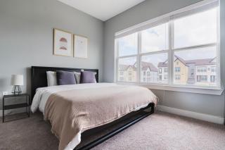 Blueground Austin pool nr Walnut Creek Park ATX-262 - 4