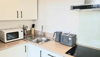Stylish Apartment 1 Bed Sleeps 2 Parking - 9