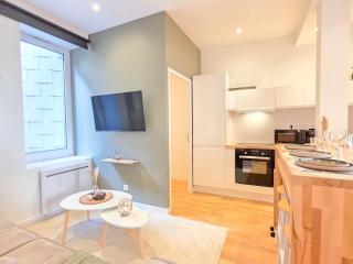 Le Sésame - Centre-Ville, Chic & Parking Gratuit - 4