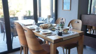 Ava Hotel Prishtina - 4