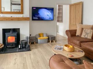 Holly Cottage - 0
