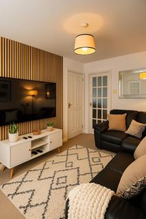 Modern 2-Bed Home with great location in Luton - 9