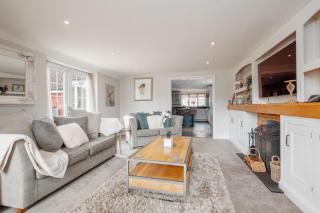 Forest Edge by Grandeur Property - 3