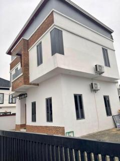 Tastefully furnished 3 bedrooms Lekki Lagos - 0
