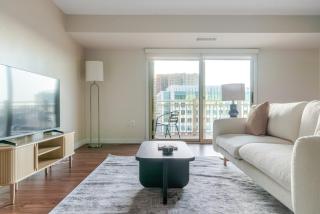 Blueground Ballston pool nr Arlington Park WDC-1117 - 8