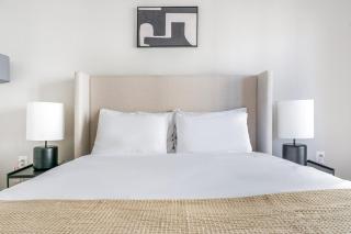 Blueground Ballston pool nr Arlington Cemetery WDC-1118 - 1