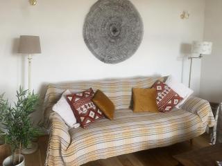 The Yellow House - 8