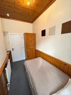 The Egerton Arms Hotel Salford - 9
