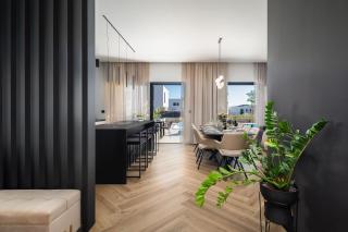 Villa M Luxury - 4