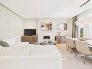 Designer Apartment in Little Venice with Lift - 5