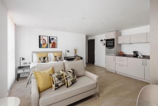 The Jubilee by Supercity Aparthotels - 9