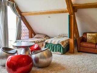 Ty Nofio - Uk36421 - 2